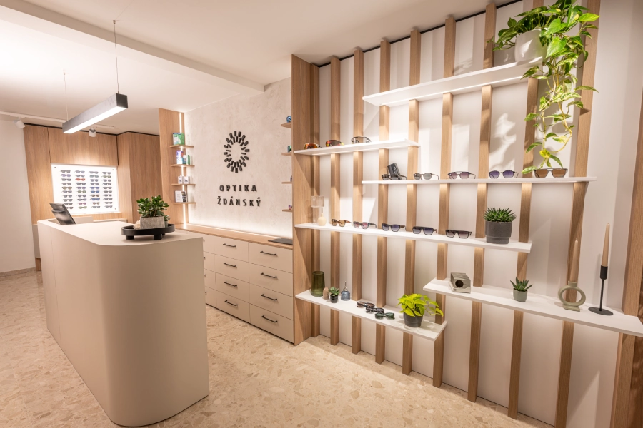 Oční optika interiér