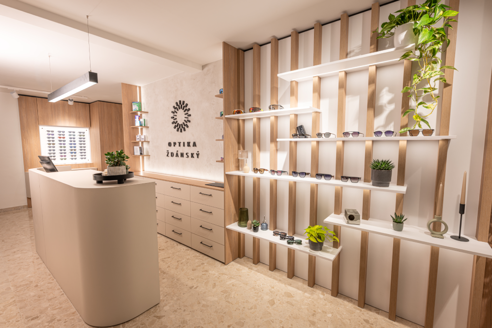 oční optika ždánský interier